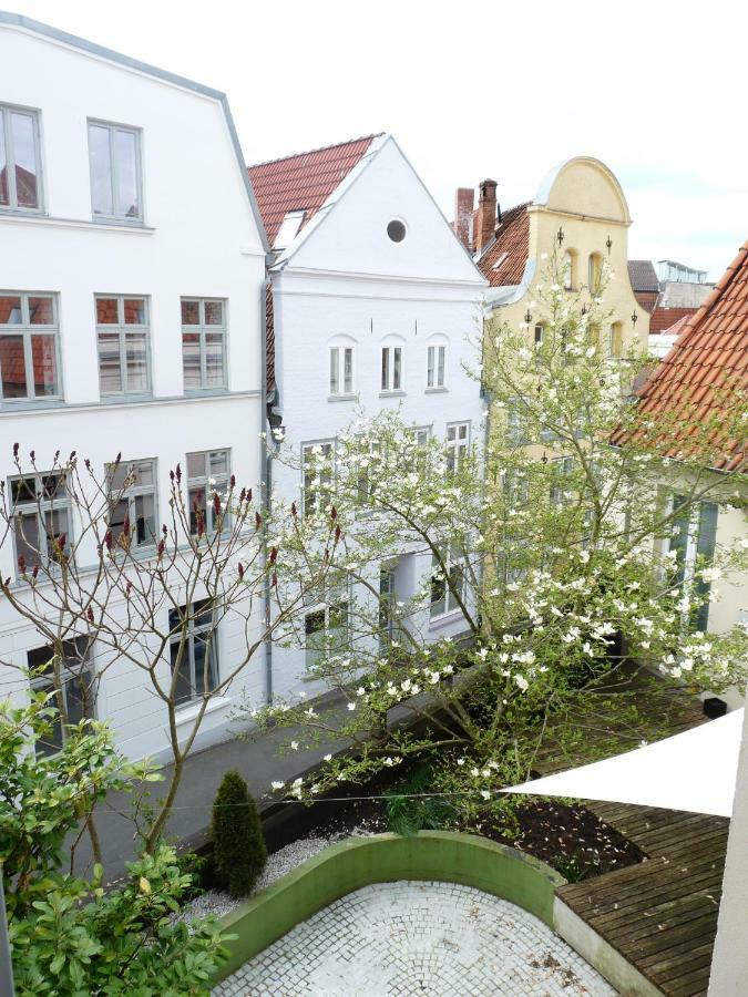 Ferienwohnung Zum Burgtor Любек Экстерьер фото
